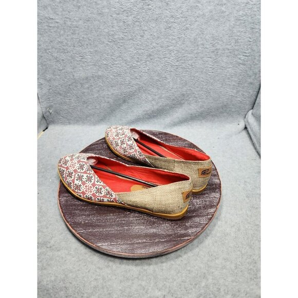 Piranda Womens Slip-On Flats  Multicolor Size 39 Red Beige Canvas Rubber Sole - Picture 7 of 16